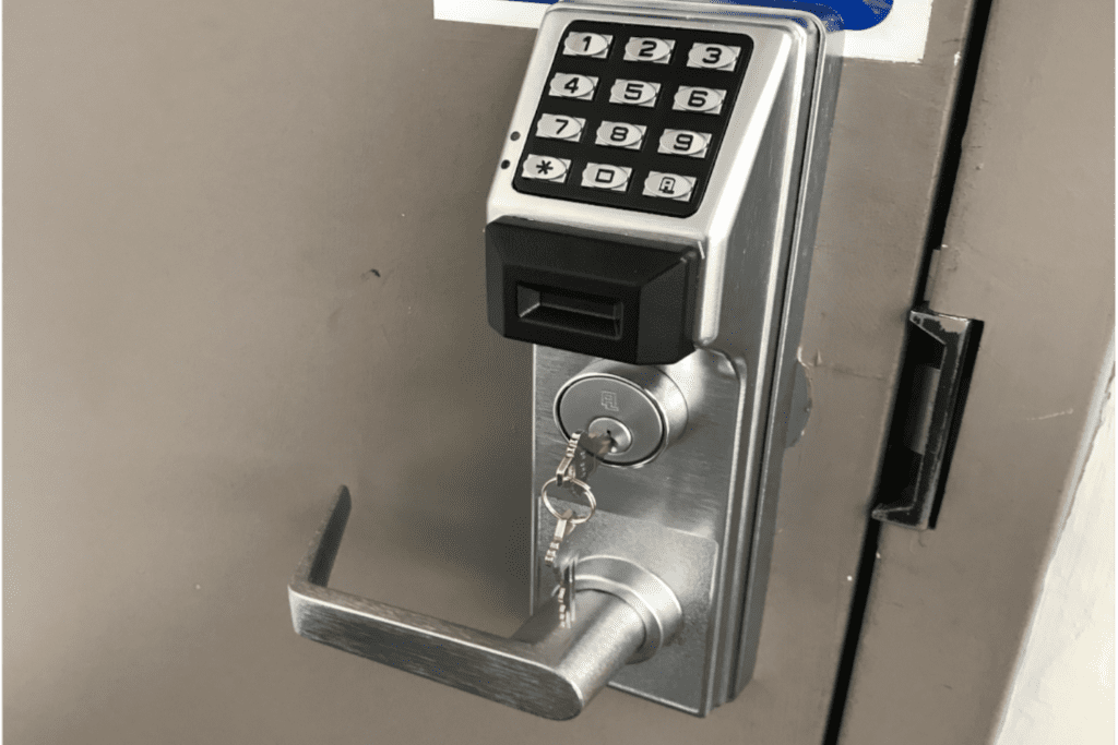 How To Secure Delivery Entrances For Oakland Businesses